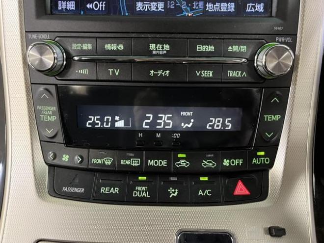 ヴェルファイア２．４Ｚ　ゴールデンアイズⅡ　本州仕入　ワンオーナー　禁煙車　純正リアフリップダウンモニター　純正１８インチＡＷ　社外１６ＡＷ＋スタッドレスタイヤ付　両側パワースライドドア　パワーバックドア　純正ブラックハーフレザーシート　ＥＴＣ 4WD 2400 5Dr