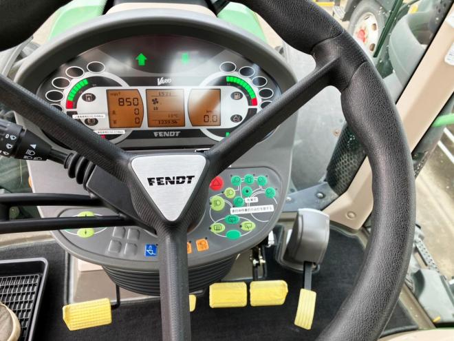 トラクターフェント　中古　516VARIO　