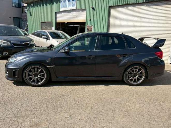 インプレッサSTI 2.0 WRX 4WD　社外車高調　社外ラジエーター社外マフラー社外18インチブースト計ETC　SIドライブ社外ナビ　バックカメラ 2000