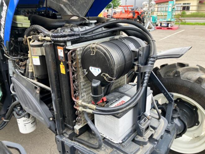 トラクターニューホランド　中古　TN60SA
