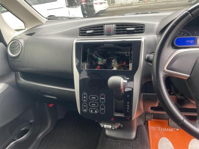 eKカスタムＴ　４ＷＤ　ターボ　バックカメラ　ＥＴＣ　オートライト　ＨＩＤ　スマートキー　電動格納ミラー　シートヒーター　ベンチシート　ＣＶＴ　盗難防止システム　ＡＢＳ　　衝突安全ボディ　エアコン　パワーステアリング 4WD 660 5Dr