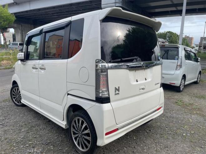 N-BOXカスタム Ｇ・ターボＬパッケージ　４ＷＤ　ドライブレコーダー　バックカメラ　両側電動スライドドア　スマートキー　アイドリングストップ　ベンチシート 4WD 660 5Dr