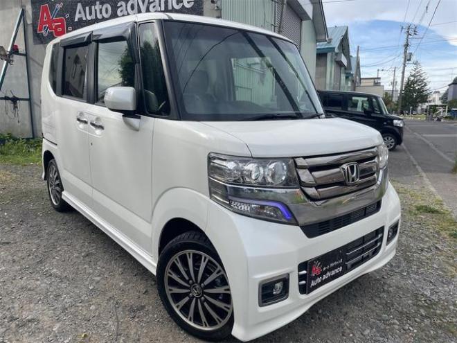N-BOXカスタム Ｇ・ターボＬパッケージ　４ＷＤ　ドライブレコーダー　バックカメラ　両側電動スライドドア　スマートキー　アイドリングストップ　ベンチシート 4WD 660 5Dr