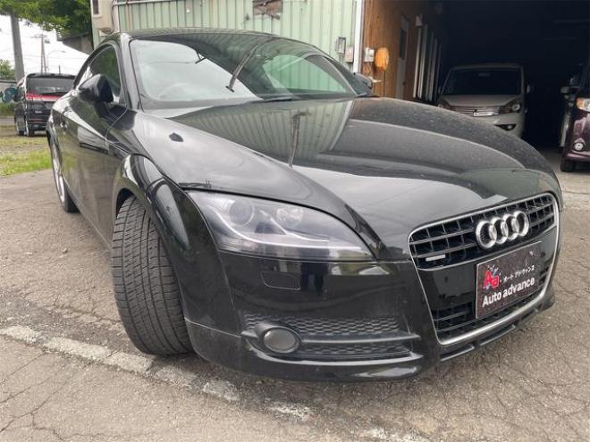 アウディＴＴクーペ ３．２クワトロ　４ＷＤ　ドライブレコーダー　ＥＴＣ　バックカメラ　ＴＶ　クリアランスソナー　ＡＴ　ＨＩＤ　シートヒーター　アルミホイール　パワーシート　盗難防止システム　ＡＢＳ　エアコン　パワーステアリング 4WD 3200 クーペDr