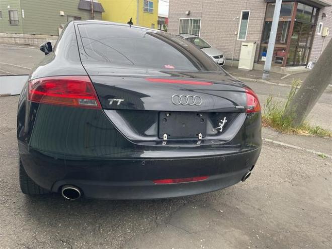 アウディＴＴクーペ ３．２クワトロ　４ＷＤ　ドライブレコーダー　ＥＴＣ　バックカメラ　ＴＶ　クリアランスソナー　ＡＴ　ＨＩＤ　シートヒーター　アルミホイール　パワーシート　盗難防止システム　ＡＢＳ　エアコン　パワーステアリング 4WD 3200 クーペDr