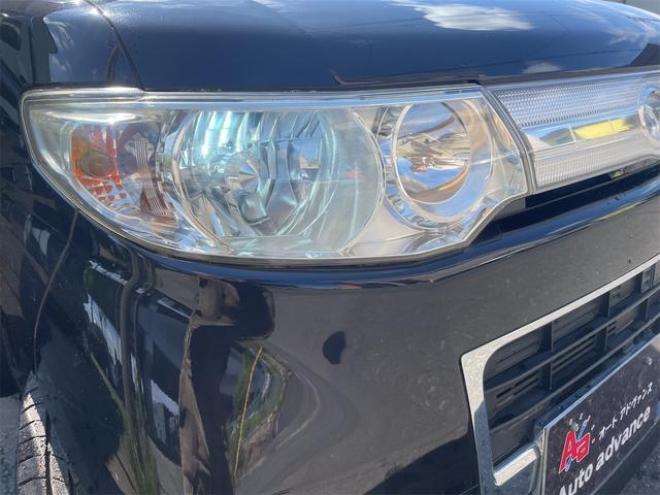 タントカスタムＸ　４ＷＤ　ドライブレコーダー　スライドドア　ＨＩＤ　スマートキー　ベンチシート　ＡＴ　盗難防止システム　ＡＢＳ　ＣＤ　ＭＤ　アルミホイール　衝突安全ボディ　エアコン　パワーステアリング　パワーウィンドウ 4WD 660 5Dr