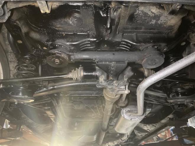 N-BOXカスタム Ｇ・Ｌパッケージ　４ＷＤ　　コムテック　２カメドラレコ　パワースライド　ＥＴＣ　ＴＲＣ　ＨＩＤ 4WD 660 5Dr