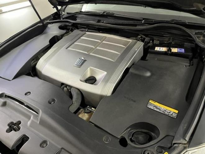 クラウンロイヤルサルーン　ｉ－Ｆｏｕｒ　本州仕入　禁煙車　ＷＥＤＳレオニス１８インチＡＷ　社外１７ＡＷ＋スタッドレスタイヤ付　純正ＨＤＤナビ　フルセグ地デジ　ＤＶＤ再生　Ｂｌｕｅｔｏｏｔｈオーディオ　バックカメラ　純正カードキー　ＥＴＣ 4WD 3000 4Dr