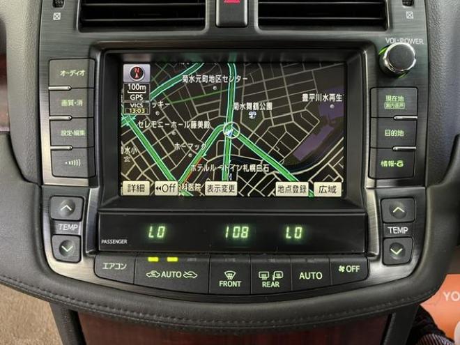 クラウンロイヤルサルーン　ｉ－Ｆｏｕｒ　本州仕入　禁煙車　ＷＥＤＳレオニス１８インチＡＷ　社外１７ＡＷ＋スタッドレスタイヤ付　純正ＨＤＤナビ　フルセグ地デジ　ＤＶＤ再生　Ｂｌｕｅｔｏｏｔｈオーディオ　バックカメラ　純正カードキー　ＥＴＣ 4WD 3000 4Dr