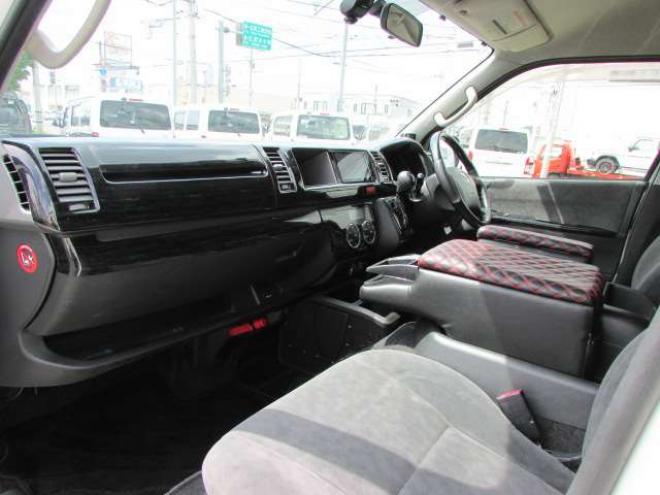 ハイエース2.7 GL ロング ミドルルーフ 4WD　電動パワースライドドア/ETC/ドライブレコーダー/社外ナビ/フルセグTV/バックカメラ/LEDヘッドライト・フォグ/キーレス/エンジンスターター/ベッドキット 2700