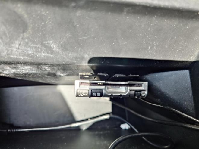 N-BOX カスタムGターボSSパッケージ　ユーザー買取車　当店販売車両　社外ナビ・TV・バックカメラ　Bluetooth　エンジンスターター　ドラレコ前後　プッシュスタート　ETC　オートライト機能　ドアバイザー　タイミングチェーン　JC08モード燃費18.2km/リットル　4WD 660 5Dr