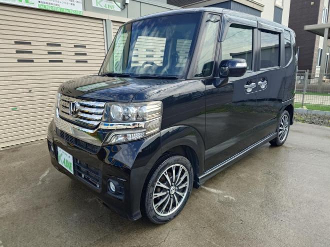 N-BOX カスタムGターボSSパッケージ　ユーザー買取車　当店販売車両　社外ナビ・TV・バックカメラ　Bluetooth　エンジンスターター　ドラレコ前後　プッシュスタート　ETC　オートライト機能　ドアバイザー　タイミングチェーン　JC08モード燃費18.2km/リットル　4WD 660 5Dr