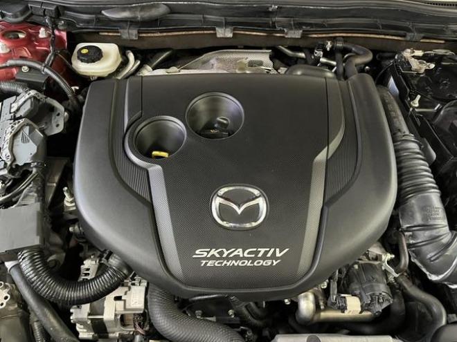 アテンザワゴンＸＤ　プロアクティブ　本州仕入　寒冷地仕様　禁煙車　ヘッドアップディスプレイ　スカイアクティブディーゼルターボ　クルーズコントロール　ワーウィック１７インチＡＷ　社外１７ＡＷ＋スタッドレスタイヤ付　エンジンスターター 4WD 2200 5Dr