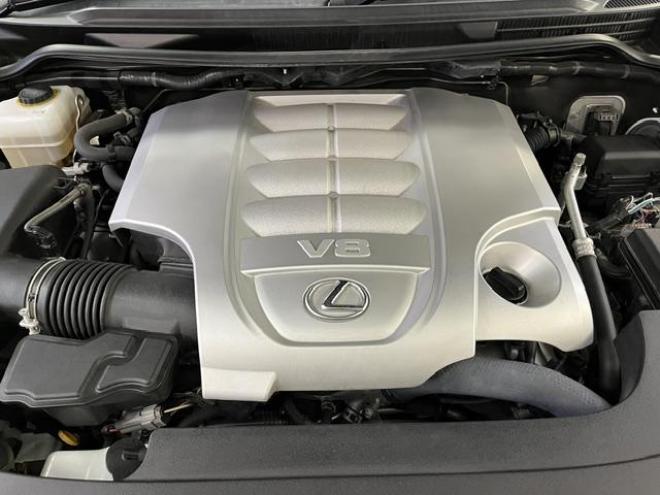 レクサスＬＸ５７０　本州仕入　寒冷地仕様　禁煙車　社外セキュリティ　マークレビンソン　純正２１インチＡＷ　社外１８ＡＷ＋スタッドレスタイヤ付　純正ブラックレザーシート　ヘッドアップディスプレイ　全方位パノラミックビュー 4WD 5700 5Dr