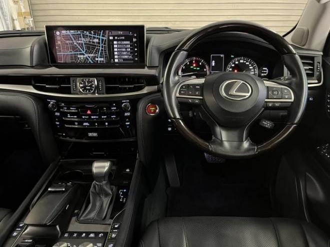 レクサスＬＸ５７０　本州仕入　寒冷地仕様　禁煙車　社外セキュリティ　マークレビンソン　純正２１インチＡＷ　社外１８ＡＷ＋スタッドレスタイヤ付　純正ブラックレザーシート　ヘッドアップディスプレイ　全方位パノラミックビュー 4WD 5700 5Dr