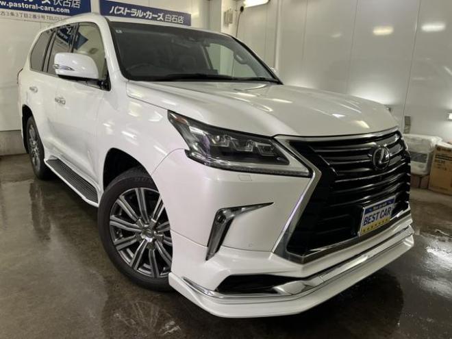 レクサスＬＸ５７０　本州仕入　寒冷地仕様　禁煙車　社外セキュリティ　マークレビンソン　純正２１インチＡＷ　社外１８ＡＷ＋スタッドレスタイヤ付　純正ブラックレザーシート　ヘッドアップディスプレイ　全方位パノラミックビュー 4WD 5700 5Dr