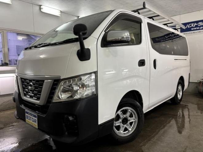 キャラバンバンＮＶ３５０キャラバン　エマージェンシーブレーキ　ディーゼルターボ　ケンウッドナビ　地デジ　Ｂｌｕｅｔｏｏｔｈオーディオ　バックカメラ　社外１５インチＡＷ　スタッドレスタイヤ付　アイドルアップ　キーレスキー　ＥＴＣ 4WD 2500 5Dr