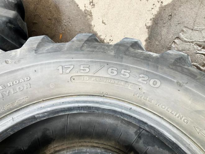 その他WA80/ZW80クラス　タイヤショベル中古タイヤ4本セット　17.5/65-20