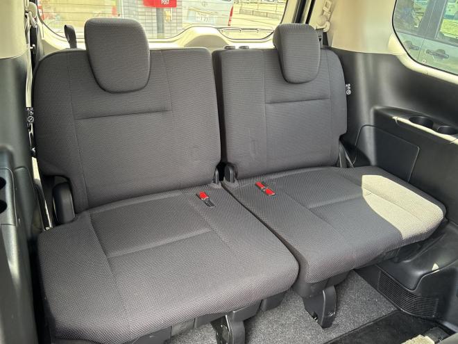 セレナ2.0X VセレクションⅡ 4WD　ローンが不安な方＜優遇ローン＞　本州仕入　寒冷地仕様　 軽減ブレーキ　純正ナビTV 4WD 2000 5Dr