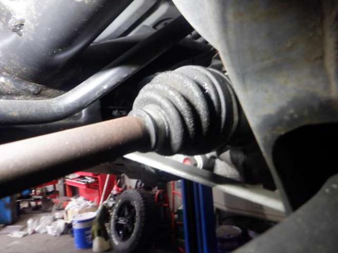 デリカD：5 2.4 G パワーパッケージ 4WD　本州仕入・ナビ・TV・B/T・Bカメラ・両側電動・16インチオープンカントリーR/Tタイヤ・リアモニター・スマートキー・リアヒーター・フォグランプ・クルコン・HID・パドルシフト・ETC・フルフラットシート 2400