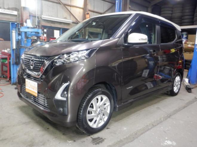 デイズハイウェイスターX 4WD　本州仕入・ナビ・TV・B/T・全方位カメラ・シートヒーター・インテリキー・プッシュスタート・衝突軽減・LEDヘッドライト・LEDフォグランプ・オートマチックハイビーム・アイドリングストップ・ 660