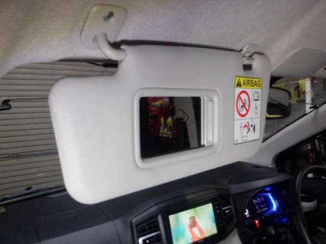 ミライース G SAIII 4WD　4WD　ナビ　TV　B/T　LEDヘッドライト　プッシュスタート　オートマチックハイビーム　衝突軽減　アイドリングストップ　シートヒーター 660