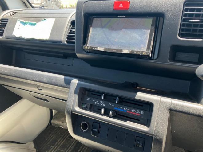 ハイゼット中古　4WD　新明和パワーゲート付　オートマ車