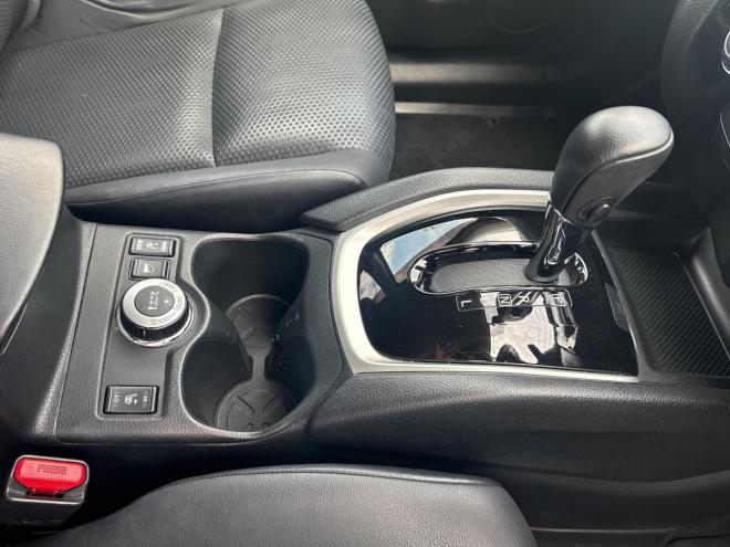 エクストレイル2.0 20XハイブリッドEブレーキPKG 4WD　ローンが不安な方＜優遇ローン＞　本州仕入 寒冷地仕様 SDナビTV 4WD 2000 5Dr