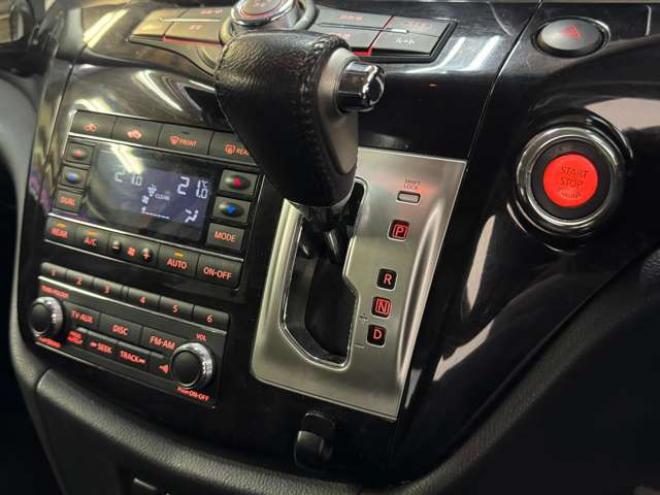 エルグランド2.5 250ハイウェイスター 4WD　両側Pスライド　全周囲カメラ　ナビ　TV　Bluetooth 2500