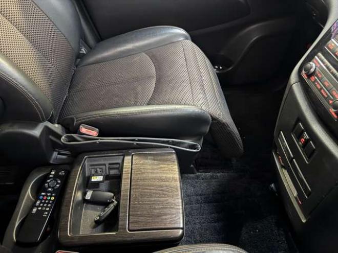 エルグランド2.5 250ハイウェイスター 4WD　両側Pスライド　全周囲カメラ　ナビ　TV　Bluetooth 2500