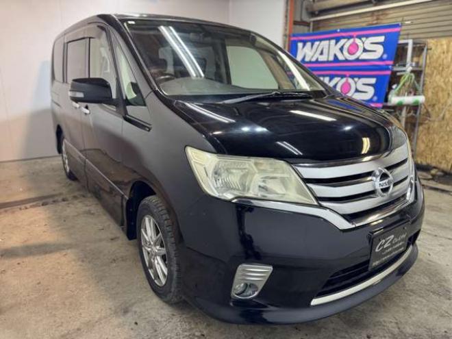 セレナ2.0 ハイウェイスター 4WD　両側Pスライド　ナビ　TV　Egスターター 2000