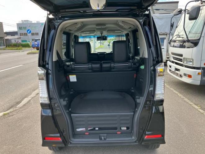 N-BOX+カスタム　Ｇ　４ＷＤ　ワンオーナー　ＴＶ付ナビ　バックカメラ　スマートキー　アイドリングストップ 4WD 660 5Dr