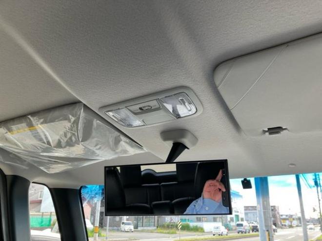 N-BOX+カスタム　Ｇ　４ＷＤ　ワンオーナー　ＴＶ付ナビ　バックカメラ　スマートキー　アイドリングストップ 4WD 660 5Dr
