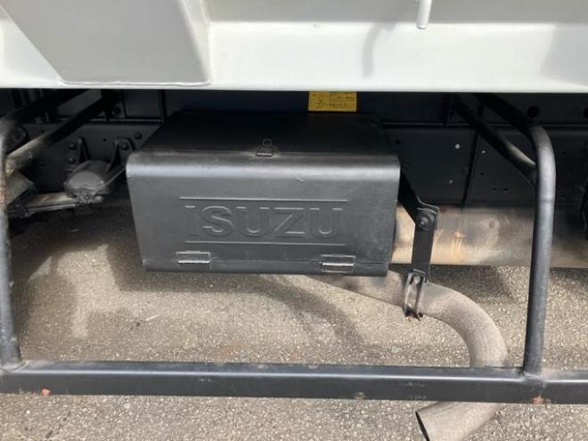 フォワードベースグレード　積載量２７００ｋｇ　荷台アルミ　荷台長さ５．３ｍ　巾２．１２ｍ　深さ１．４ｍ 2WD 7800(D) 2Dr
