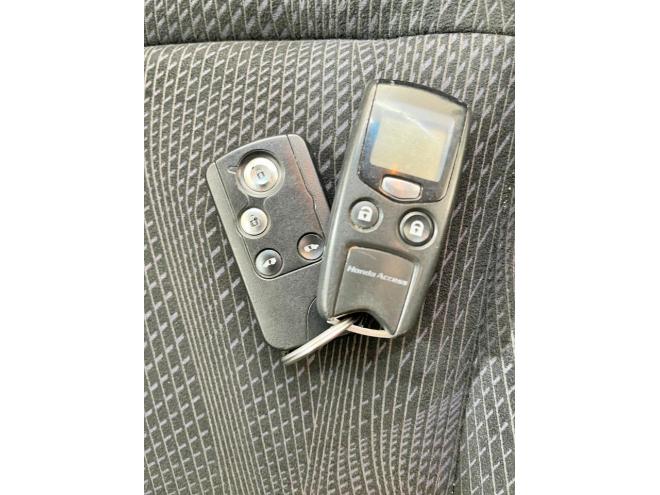 ステップワゴン2.0スパーダZ 4WD 5年保証 スマキー 両側パワスラ ナビTV Bカメ ETC 自社認証工場 車検整備2年付 修復歴無 寒冷地仕様 禁煙