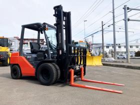 フォークリフト　トヨタ　中古　8FD30　建機