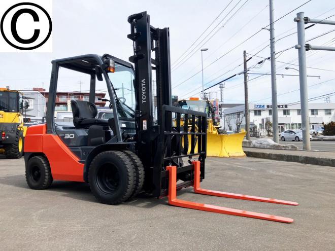 フォークリフトトヨタ　中古　8FD30　建機