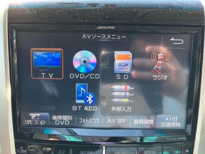 ヴェルファイア２．４Ｚ　ゴールデンアイズＩＩ　４ＷＤ　後期型　社外２０インチアルミ　社外エアロ　社外ＴＶ付ナビ　後席モニタ　ＥＴＣ　両側パワスラ　１００Ｖ電源　ツインモニタ　オートバックドア（北海道） 4WD 2400 5Dr