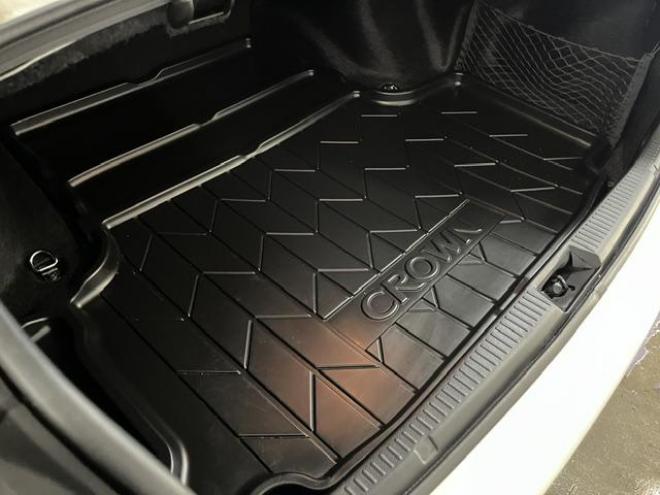 クラウンアスリート　ｉ－Ｆｏｕｒ　ナビパッケージ　本州仕入　禁煙車　プレシャス１９インチＡＷ　社外１７ＡＷ＋スタッドレスタイヤ付　純正ＨＤＤナビ　フルセグ地デジ　ＤＶＤ再生　Ｂｌｕｅｔｏｏｔｈオーディオ　バックカメラ　コーナーセンサー　ＥＴＣ 4WD 2500 4Dr