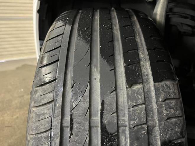 クラウンアスリート　ｉ－Ｆｏｕｒ　ナビパッケージ　本州仕入　禁煙車　プレシャス１９インチＡＷ　社外１７ＡＷ＋スタッドレスタイヤ付　純正ＨＤＤナビ　フルセグ地デジ　ＤＶＤ再生　Ｂｌｕｅｔｏｏｔｈオーディオ　バックカメラ　コーナーセンサー　ＥＴＣ 4WD 2500 4Dr
