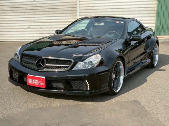 ベンツSLクラス SL55AMG　左ハンドル　AMGエンジン　ワイドボディ仕様　シートヒーター　エアコン　ワークグノーシス　TVナビ　本革シート　社外エアロ　バックカメラ　ETC　キーレスエントリー 正規輸入車 2WD 5500