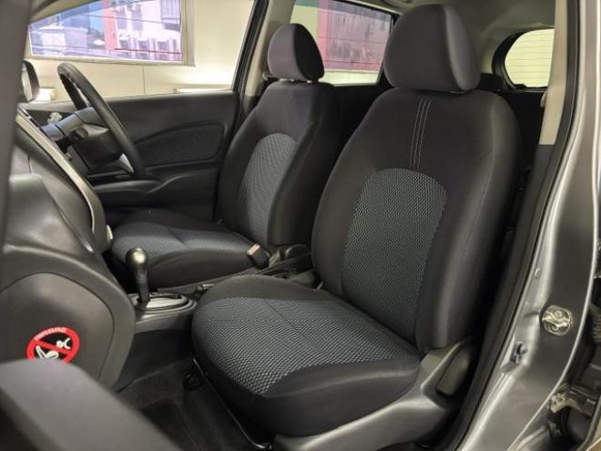 ノートＸ　ＦＯＵＲ　禁煙車　純正ナビ　フルセグ地デジ　Ｂｌｕｅｔｏｏｔｈオーディオ　バックカメラ　純正エンジンスターター　インテリジェントキー　純正１５インチＡＷ　スタッドレスタイヤ付　タイミングチェーン車 4WD 1200 5Dr