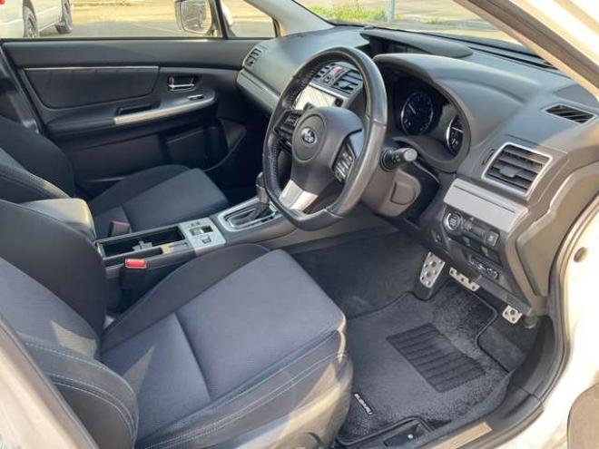 レヴォーグ1.6 GT-S アイサイト 4WD　純正ナビ・TV　バックカメラ　レーダークルーズコントロール　パドルシフト　ETC　前席パワーシート　LEDヘッドライト　フォグランプ 1600