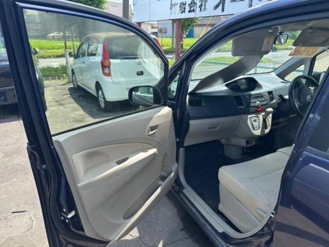 ムーヴL 4WD 660 5Dr