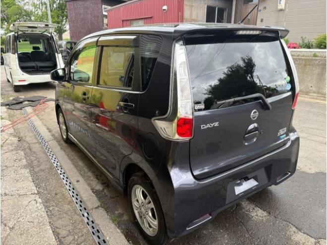 デイズ（特別価格車）ハイウェイスターX 4WD 660 5Dr