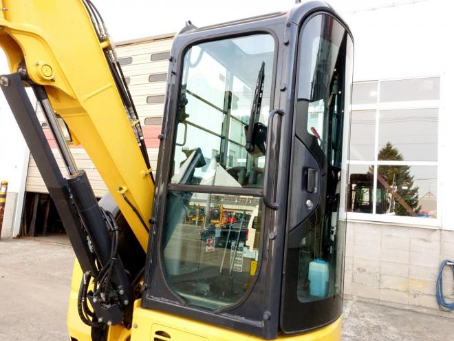 バックホーヤンマー　Ｂ30U　バケット容量0.12m3