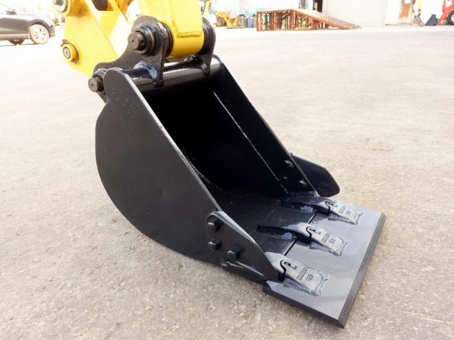バックホーヤンマー　Ｂ30U　バケット容量0.12m3