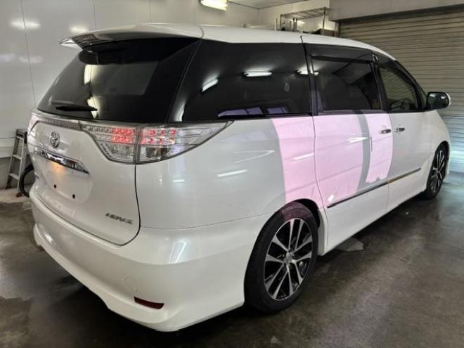 エスティマアエラス　プレミアムエディション　本州仕入　寒冷地仕様　禁煙車　アルパインビッグＸナビ　Ｂｌｕｅｔｏｏｔｈ　アルパイン製リアフリップダウンモニター　両側パワースライドドア　純正１８インチＡＷ　社外１６ＡＷ＋スタッドレスタイヤ付　ＥＴＣ 4WD 2400 5Dr