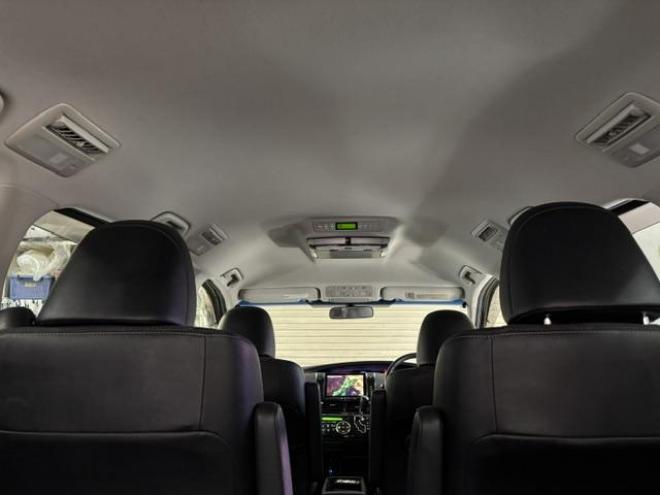 エスティマアエラス　プレミアムエディション　本州仕入　寒冷地仕様　禁煙車　アルパインビッグＸナビ　Ｂｌｕｅｔｏｏｔｈ　アルパイン製リアフリップダウンモニター　両側パワースライドドア　純正１８インチＡＷ　社外１６ＡＷ＋スタッドレスタイヤ付　ＥＴＣ 4WD 2400 5Dr