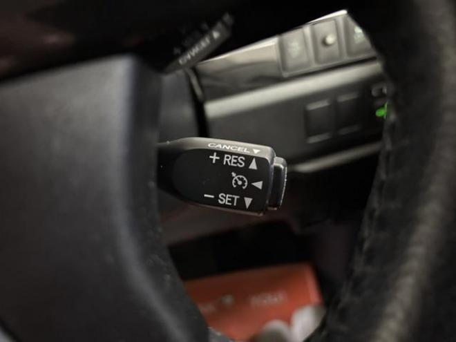 エスティマアエラス　プレミアムエディション　本州仕入　寒冷地仕様　禁煙車　アルパインビッグＸナビ　Ｂｌｕｅｔｏｏｔｈ　アルパイン製リアフリップダウンモニター　両側パワースライドドア　純正１８インチＡＷ　社外１６ＡＷ＋スタッドレスタイヤ付　ＥＴＣ 4WD 2400 5Dr